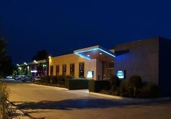 Club เลเวอร์ตัน ภายนอก รูปภาพ